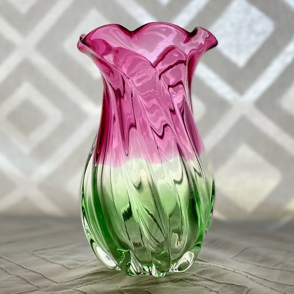 Murano Teleflora 7.5" Vase Watermelon Hand Blown Ruffled Edge Pink Green Vase - Picture 1 of 3